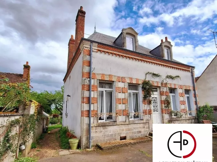 MAISON DE 1900 CENTRE DE ST BENOIT SUR LOIRE