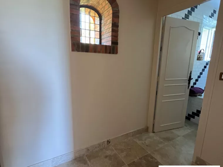 FERME RENOVEE SUR 5487M² DE JARDIN CLOS