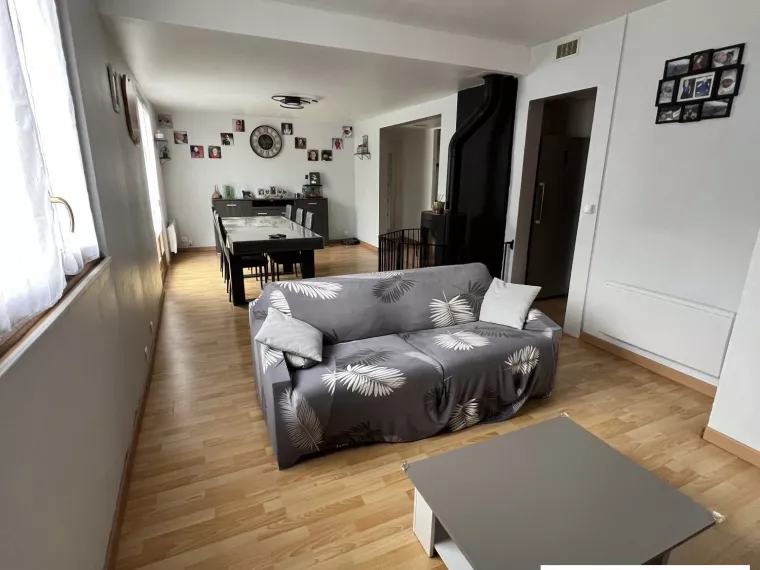 MAISON RENOVEE AVEC GOUT SUR 986 M² PROCHE SULLY SUR LOIRE