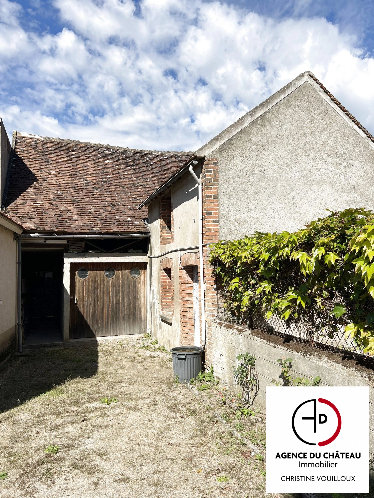 MAISON DE 1850 A RENOVER AU CENTRE DES BORDES — 2