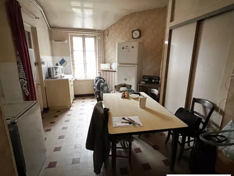 Spacieuse Maison de Ville au Coeur du Centre, Idéale pour Grand
