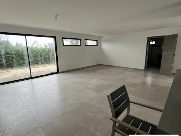 Maison neuve en bois à Ouzouer-sur-Loire : design moderne et é — 12