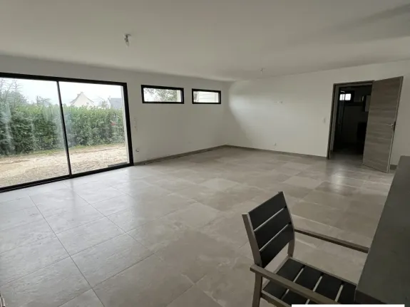 Maison neuve en bois à Ouzouer-sur-Loire : design moderne et é — 9