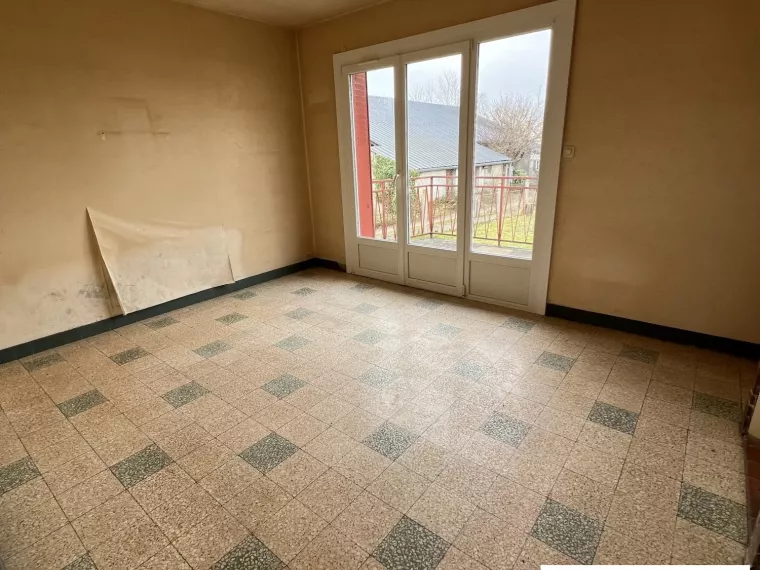 MAISON SUR SOUS-SOL A OUZOUER SUR LOIRE