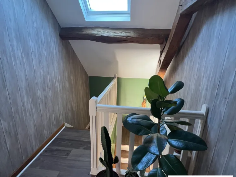 FERME RENOVEE SUR 5487M² DE JARDIN CLOS