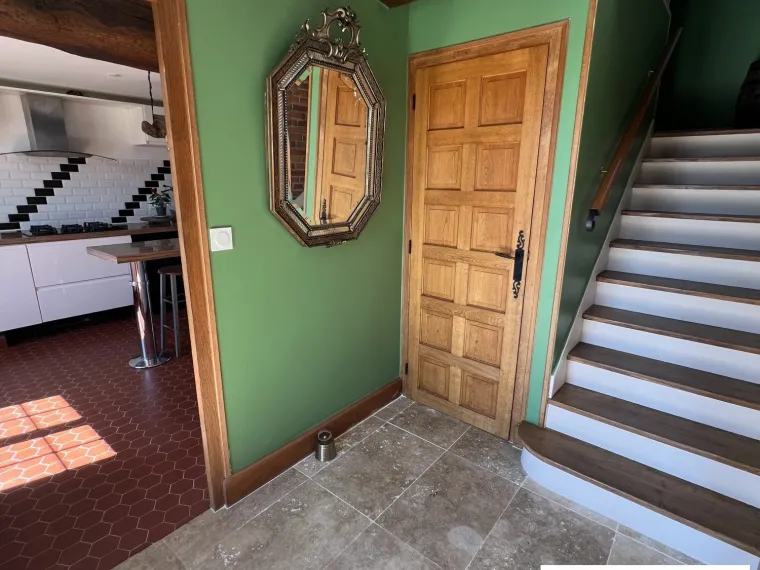 FERME RENOVEE SUR 5487M² DE JARDIN CLOS