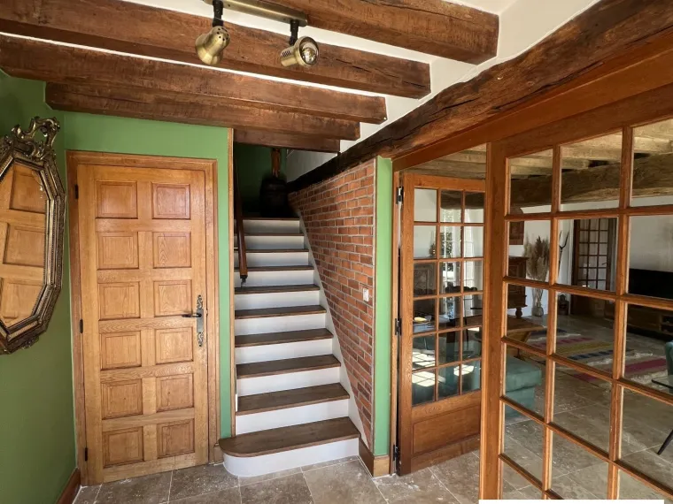 FERME RENOVEE SUR 5487M² DE JARDIN CLOS