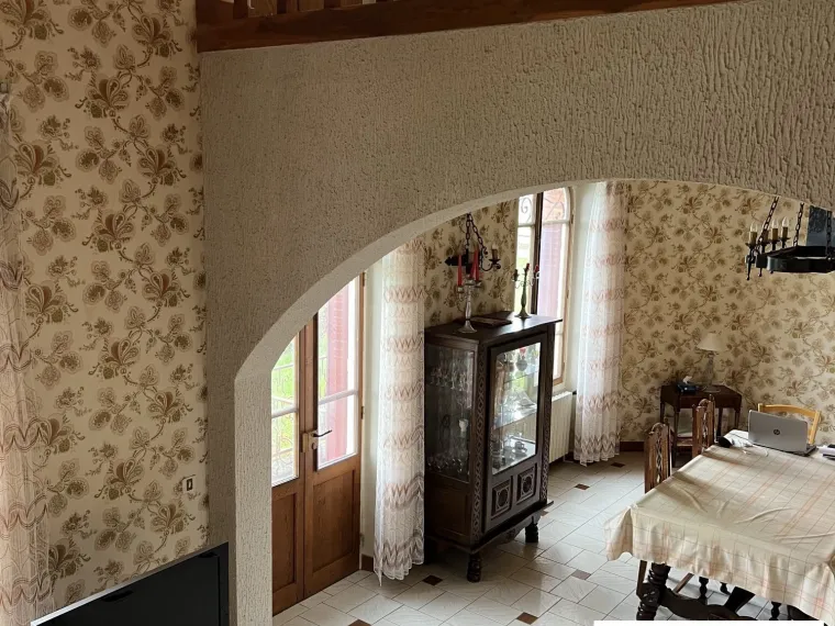 MAGNIFIQUE MAISON DE 188M² AU CENTRE-VILLE DE DAMPIERRE