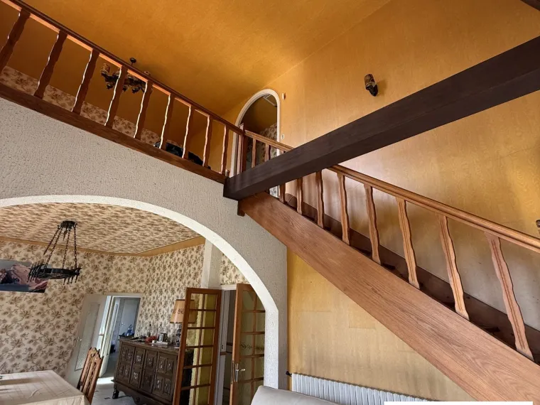 MAGNIFIQUE MAISON DE 188M² AU CENTRE-VILLE DE DAMPIERRE