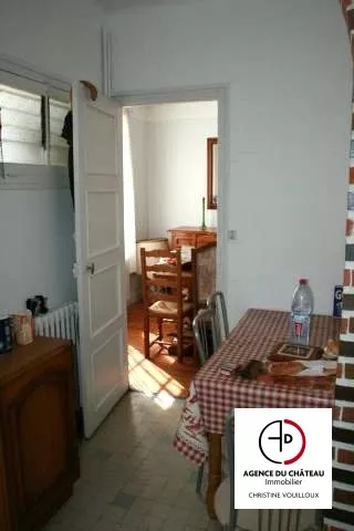 MAISON DE VILLE AVEC PETIT JARDIN