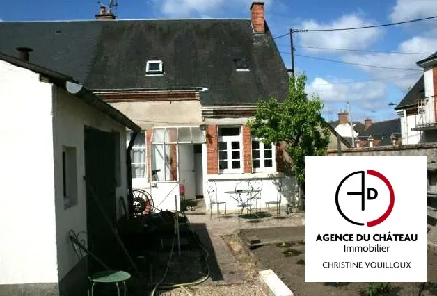 MAISON DE VILLE AVEC PETIT JARDIN — 6