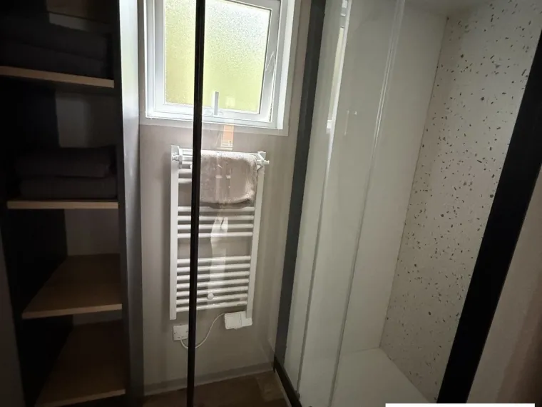 PROCHE SULLY SUR LOIRE CHALET AMENAGE SUR SITE PAYSAGE AVEC ETAN