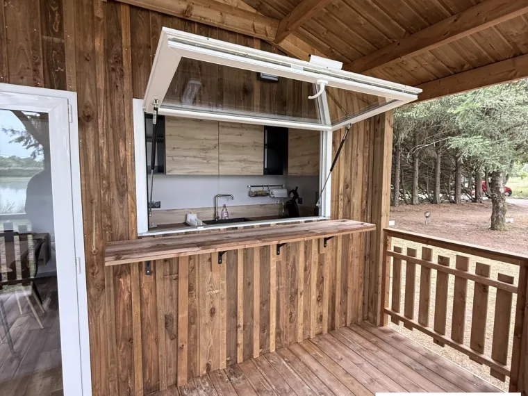 PROCHE SULLY SUR LOIRE CHALET AMENAGE SUR SITE PAYSAGE AVEC ETAN