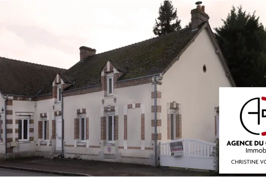 Grande maison de ville avec belles prestations et jardin bords d
