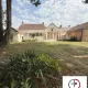 Grande maison de ville avec belles prestations et jardin bords d