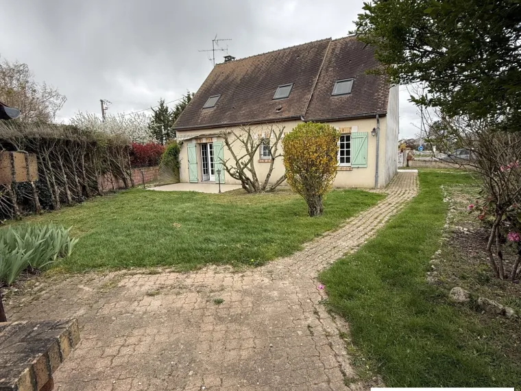  BELLE MAISON DE CARACTERE