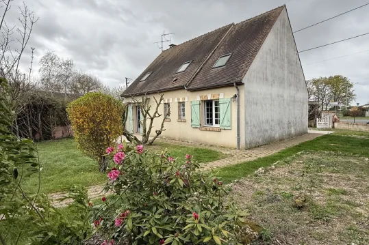 BELLE MAISON DE CARACTERE