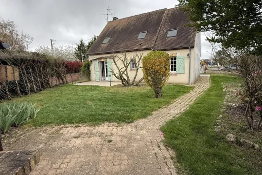  BELLE MAISON DE CARACTERE