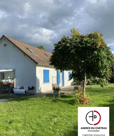 Maison de campagne avec grand hangar