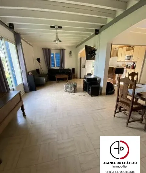 Maison de campagne avec grand hangar