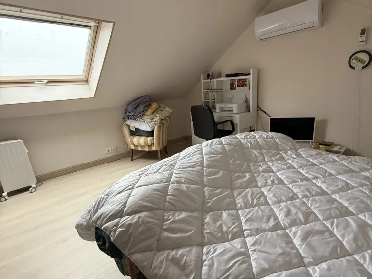 Maison avec piscine couverte
