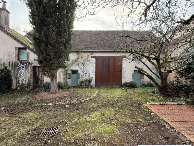 Maison de ville avec dépendances et maison d’amis