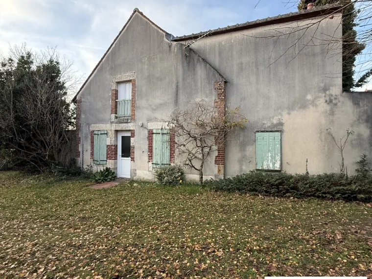 Maison de ville avec dépendances et maison d’amis