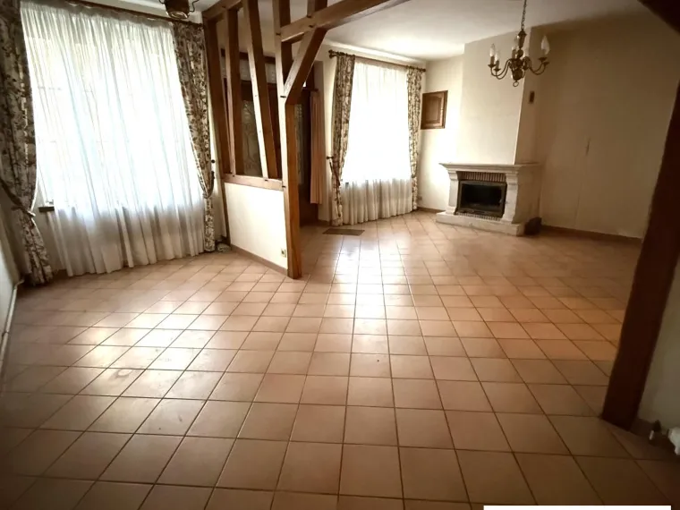 Maison de ville avec dépendances et maison d’amis