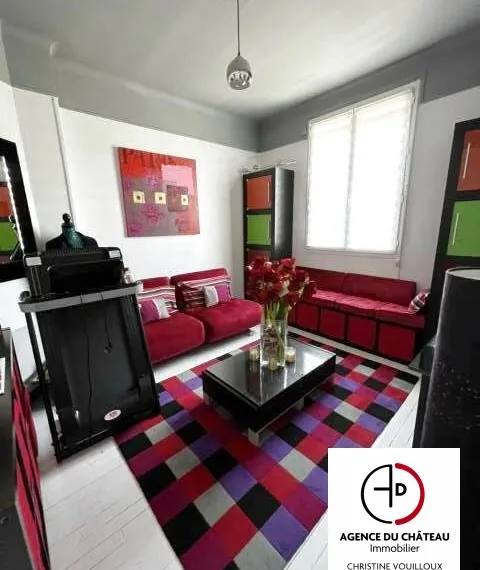 SUBERBE PAS DE PORTE EN PLEIN CENTRE DE SULLY SUR LOIRE