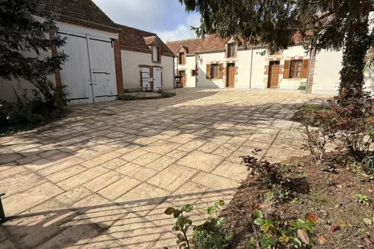 BELLE RENOVATION POUR CETTE FERME