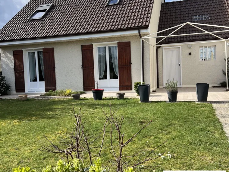 ÉLÉGANCE ET CONFORT : MAISON PAISIBLE À ST PÈRE SUR LOIRE