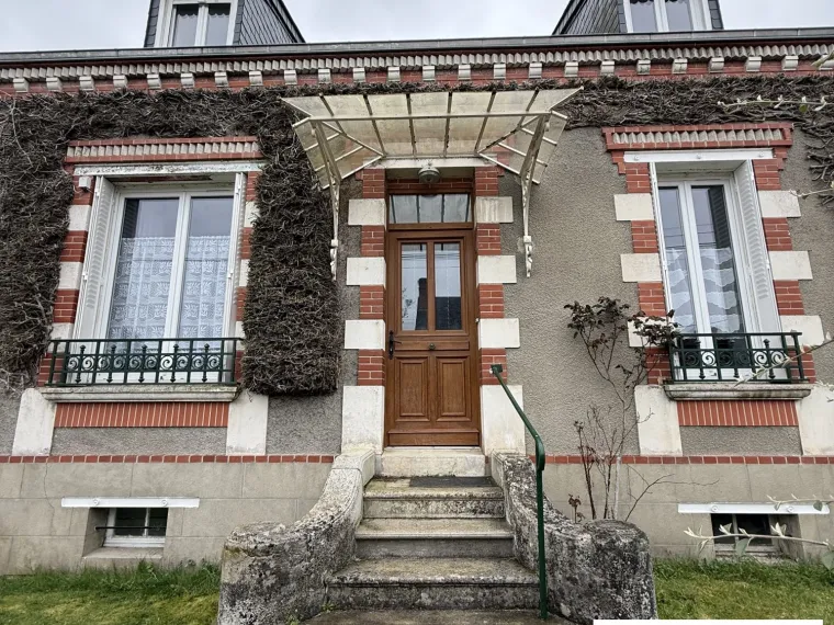 Beaucoup de charme pour cette maison Bourgeoise