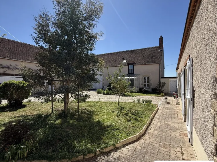 AU CALME BELLE FERME RENOVEE