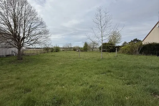 Terrain constructible au calme à St benoit sur Loire