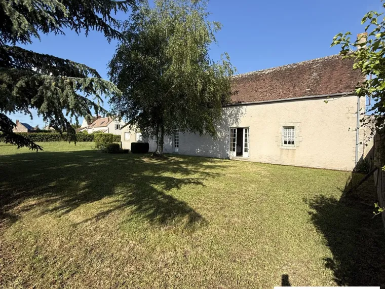 FERME A ST BENOIT SUR LOIRE
