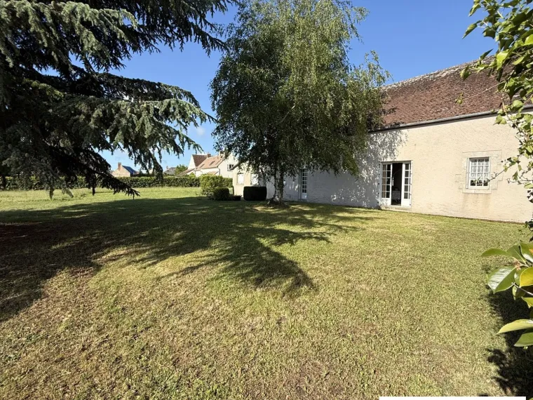 FERME A ST BENOIT SUR LOIRE