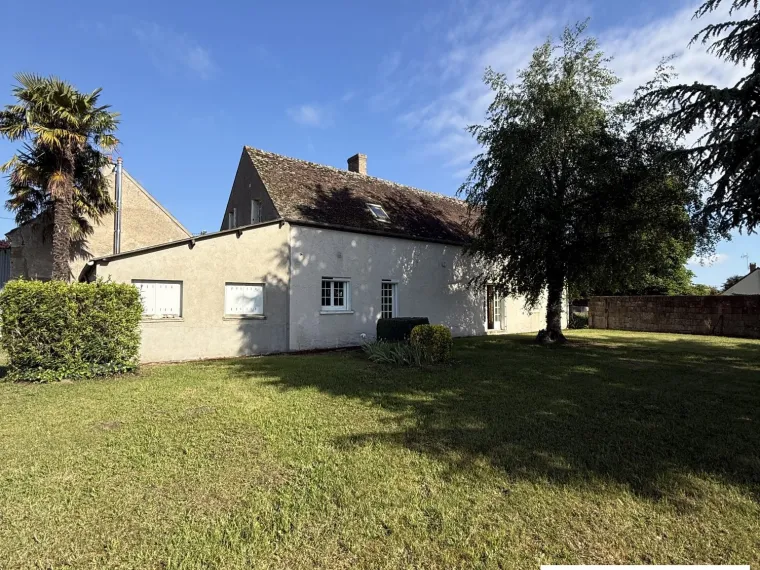 FERME A ST BENOIT SUR LOIRE