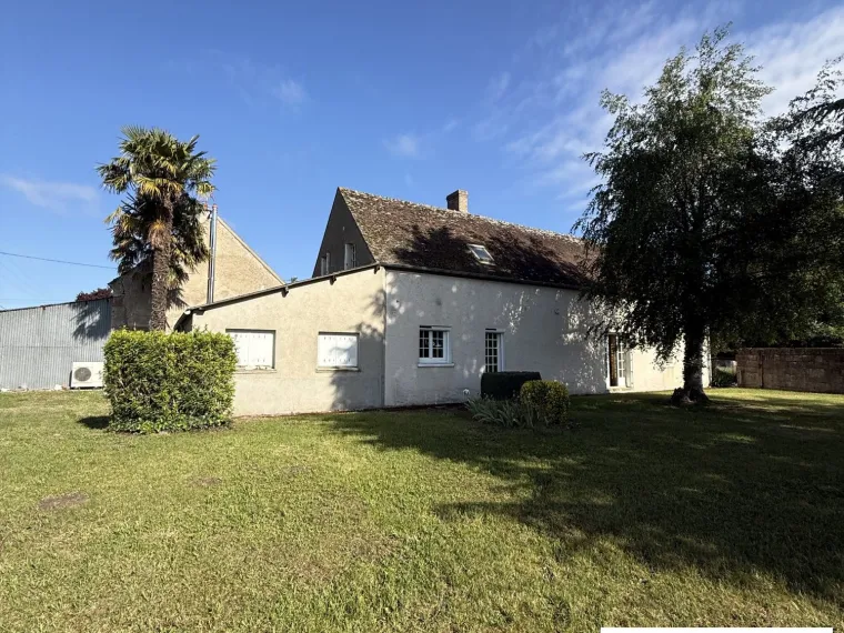 FERME A ST BENOIT SUR LOIRE