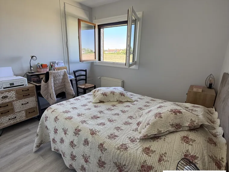 MAISON SUR SOUS-SOL EN TRES BON ETAT