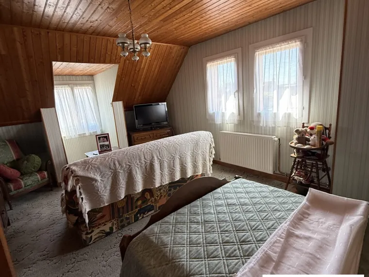MAISON SUR SOUS-SOL EN TRES BON ETAT