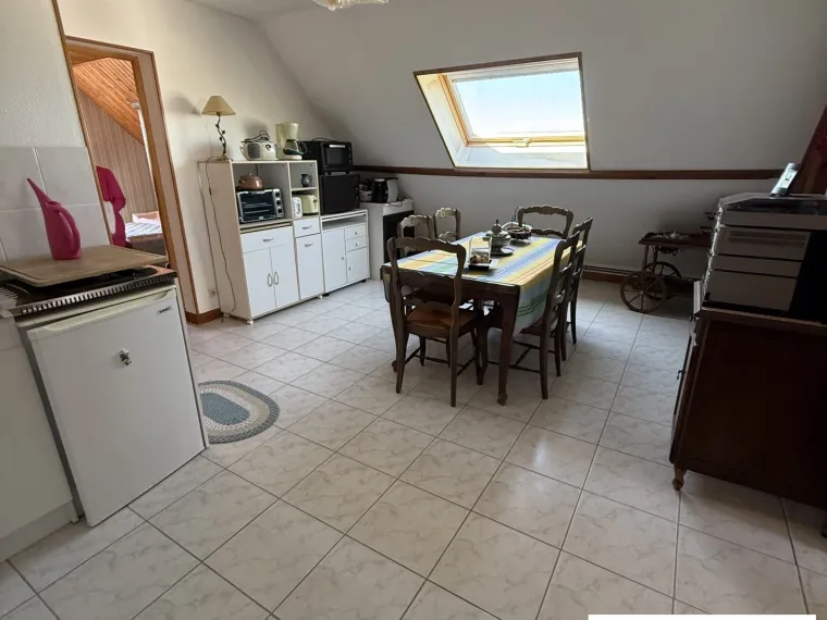 MAISON SUR SOUS-SOL EN TRES BON ETAT