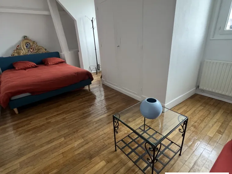 APPARTEMENT F4 TRIPLEX AU COEUR DU CENTRE VILLE DE SULLY SUR LO