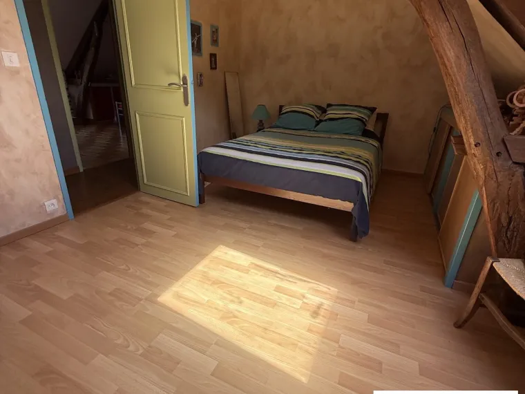Maison de 1886 rénovée avec goût dans village de campagne