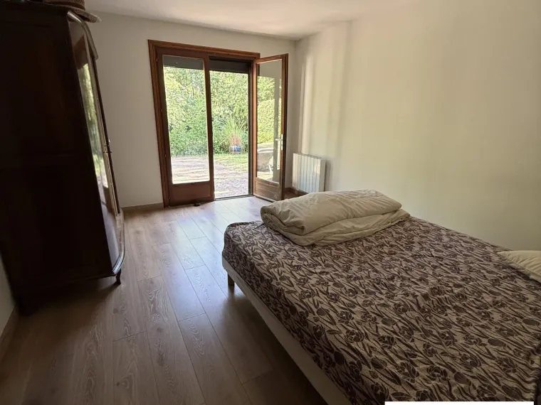 TRES BELLE MAISON DE CAMPAGNE AVEC ETANG