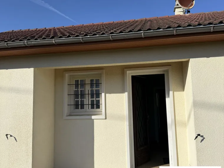 MAISON DE PLAIN-PIEDS AU CALME A SULLY SUR LOIRE