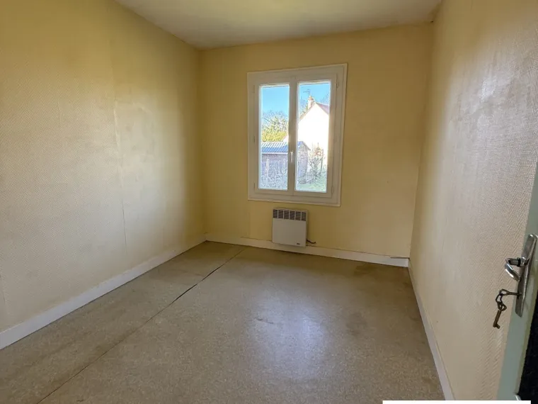 MAISON DE PLAIN-PIEDS AU CALME A SULLY SUR LOIRE
