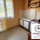 Maison de plain pieds dans village de campagne