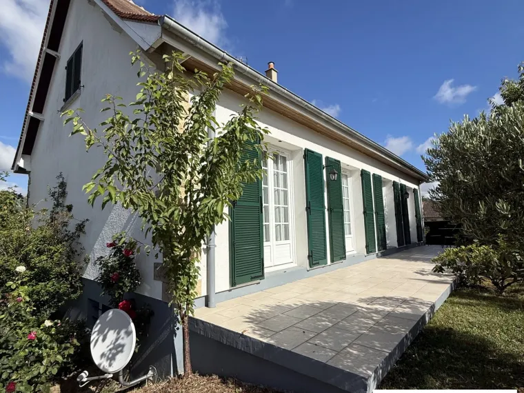 Maison sur sous-sol en très bon état