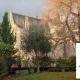 VUE SUR LE CHATEAU DE SULLY SUR LOIRE. GRANDE MAISON DE VILLE PL