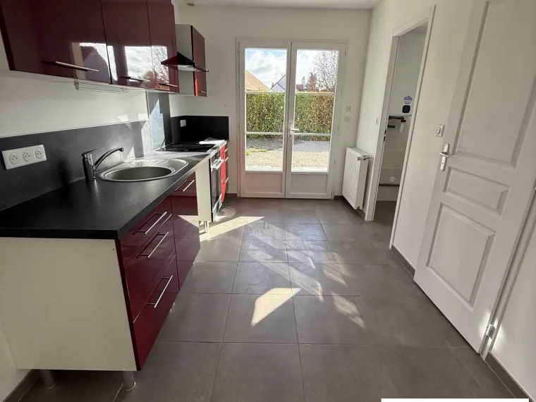 Maison F3 récente avec jardin